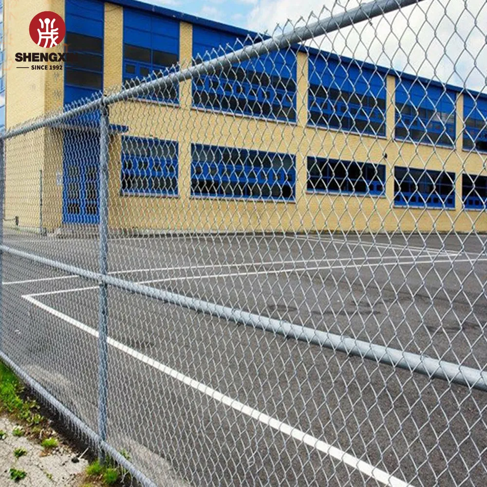 Chain Link Fences: A Green Solution for Urban Landscaping