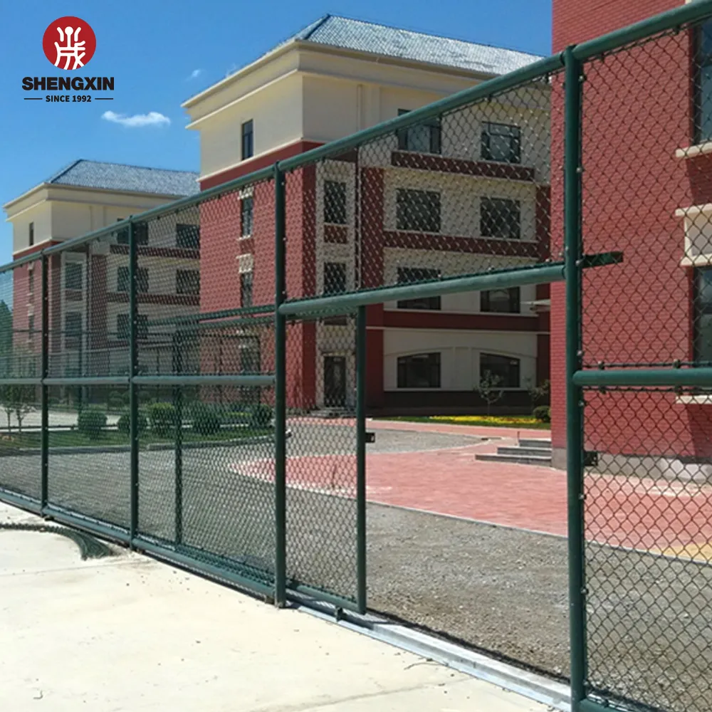 Chain Link Fences in Commercial Properties: A Comprehensive Security Solution